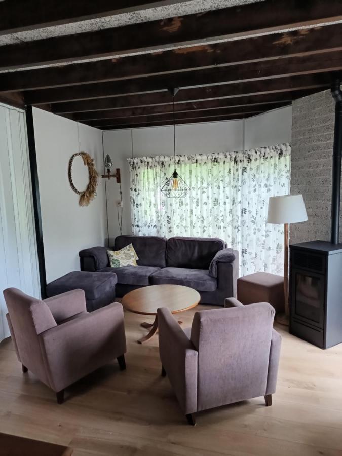 Uitrusthuisje Holiday home